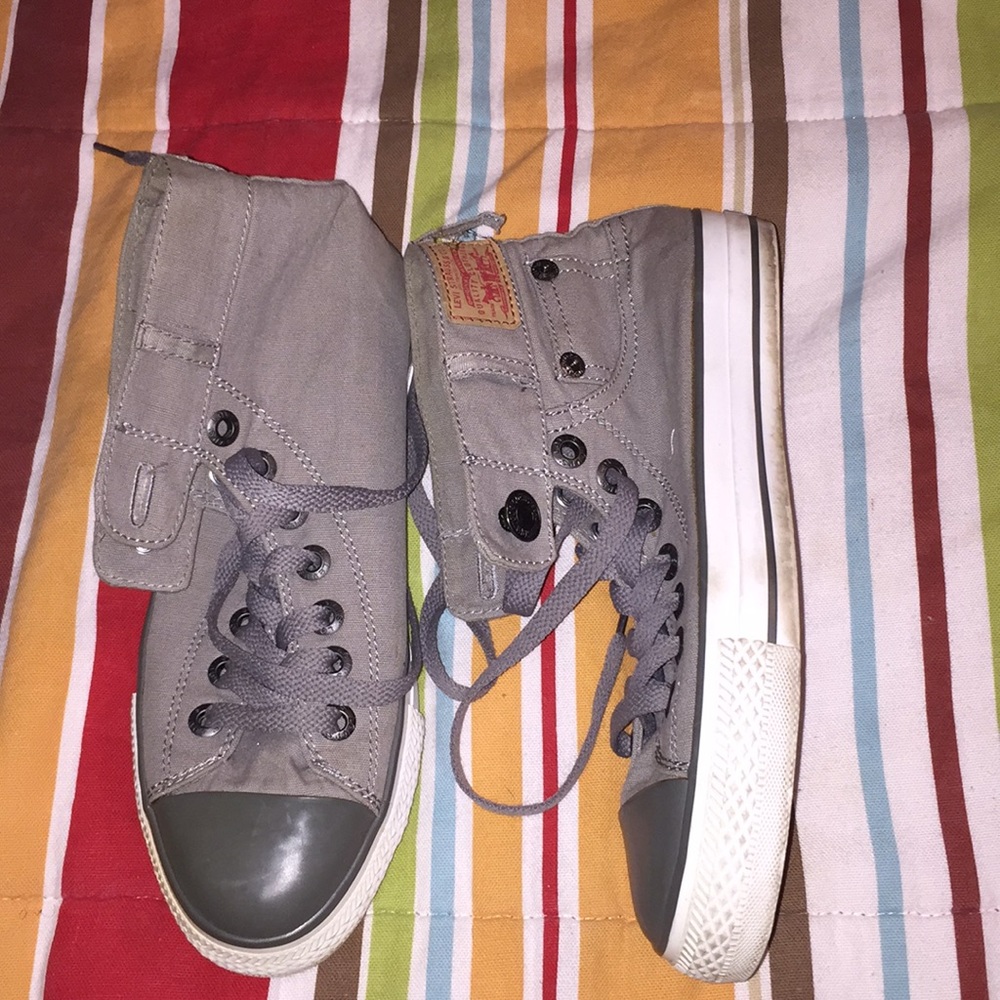 Levi’s Hi top shoes for boys